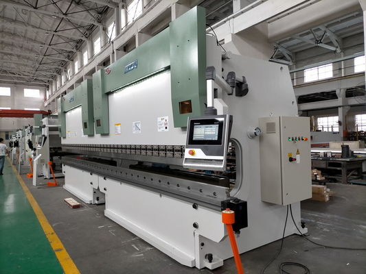 Mua Blue CNC Hydraulic Press Brake với 6000mm độ dài uốn cong CNC Controller và 5000kg trọng lượng cho hình thành kim loại chính xác online manufacture