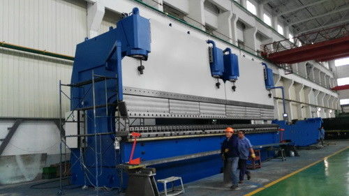 Tốc độ cao 1500Tons CNC Tandem Press Brake Machine 400mm Stroke 300mm Độ cao mở