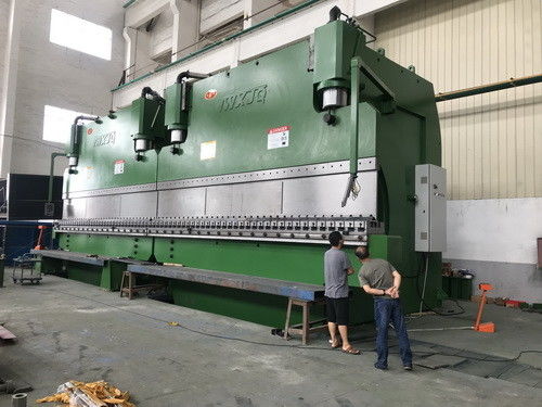 Hydraulic type 350mm Stroke CNC Tandem Press Brake 16m Chiều dài cong sản phẩm