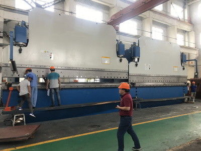 Tự động CNC Tandem Press phanh 3000 tấn Chiều dài bàn 12000mm uốn cong 20mm Bảng