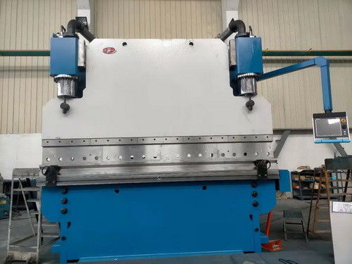 1200T CNC Đèn máy bơm máy ép thủy lực quá trình 12m thép Profile
