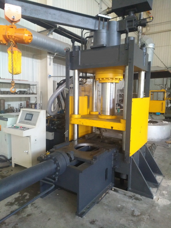 KJY200T Máy ép cánh quạt động cơ thẳng đứng Lực kẹp khuôn 2000KN