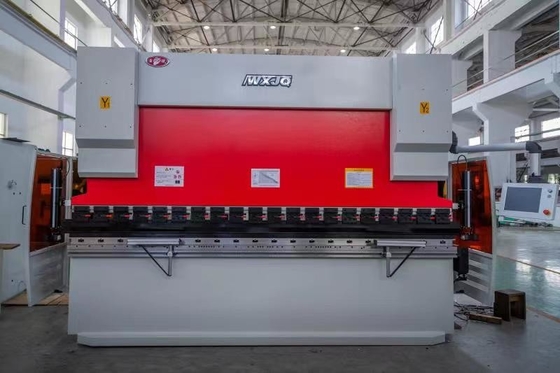 135T cơ khí CNC máy phanh áp lực thủy lực 3200mm độ dài uốn cong