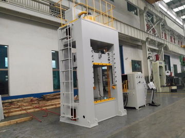 Máy ép thủy lực loại 200T Máy ép tấm kim loại Máy gia công kim loại Động cơ 11 KW